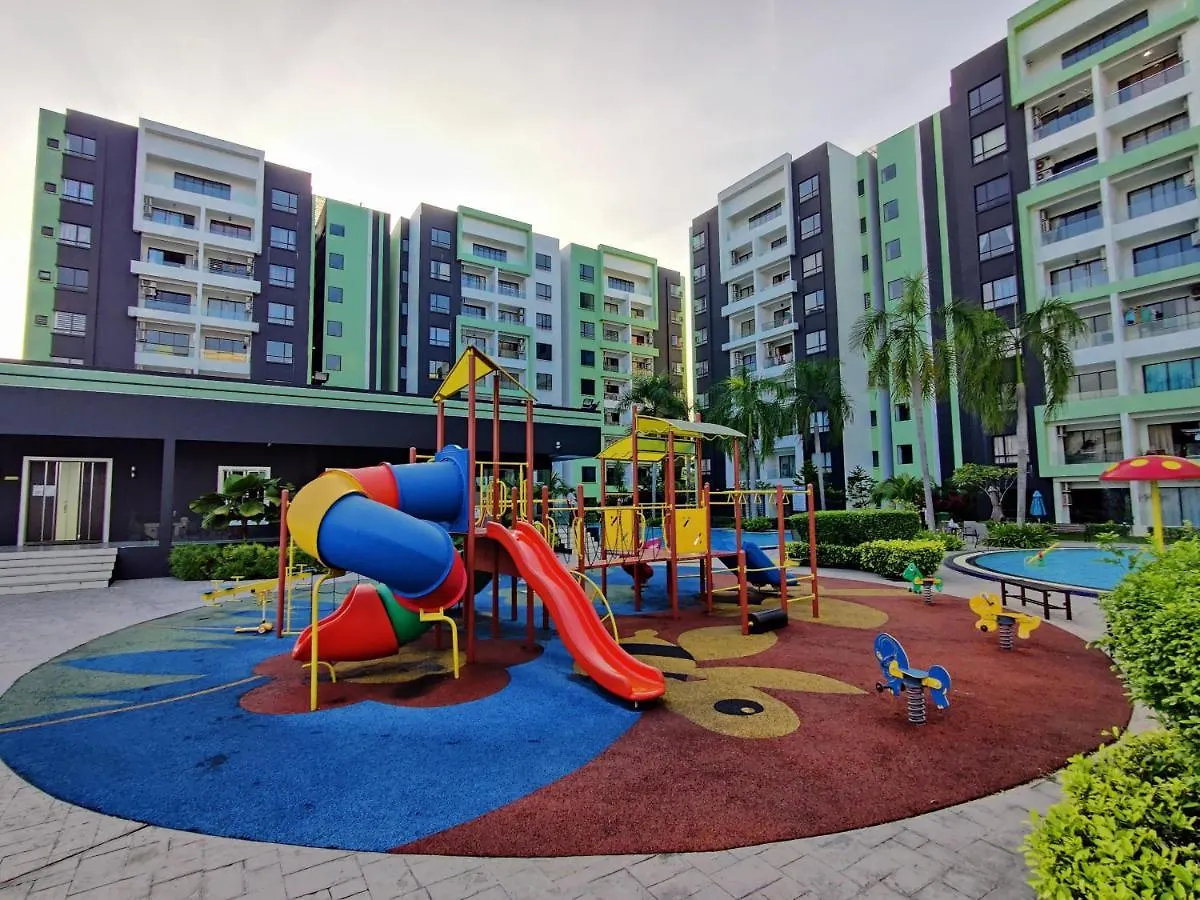 Kt'S Homestay- Corner Unit - Manhattan Ipoh Water Park- Station 18 Apartment
