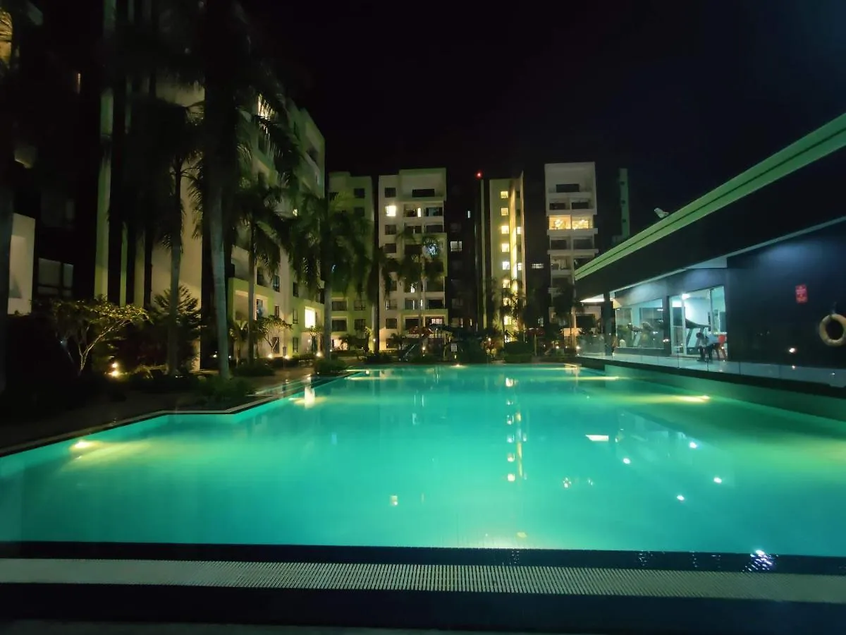 Kt'S Homestay- Corner Unit - Manhattan Ipoh Water Park- Station 18