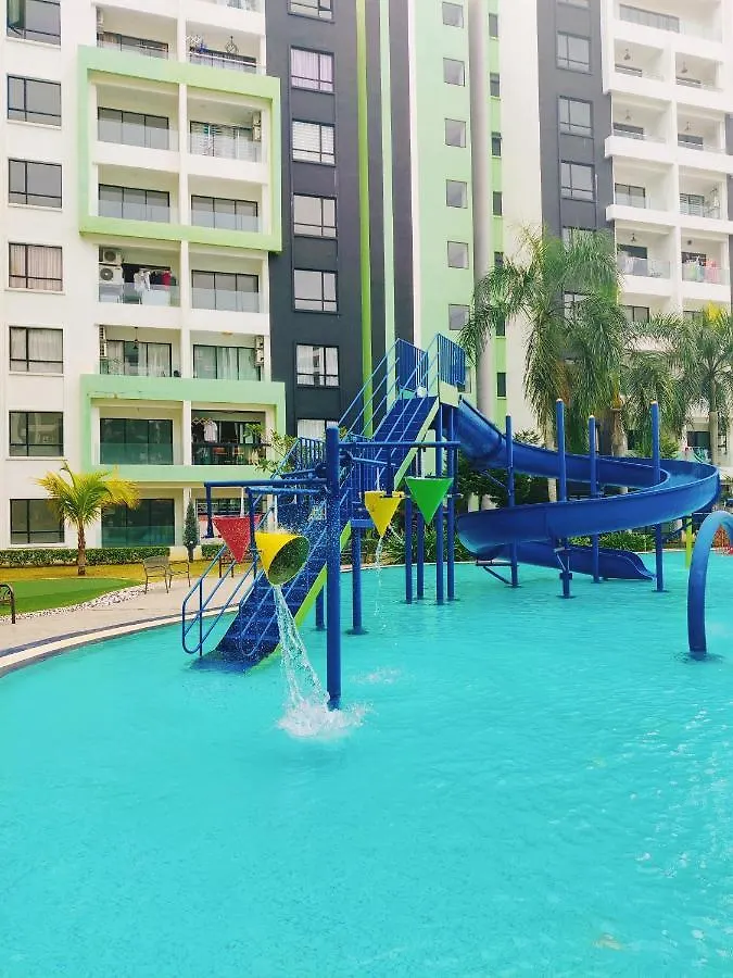 Kt'S Homestay- Corner Unit - Manhattan Ipoh Water Park- Station 18