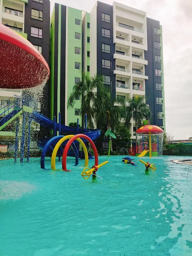 Kt'S Homestay- Corner Unit - Manhattan Ipoh Water Park- Station 18